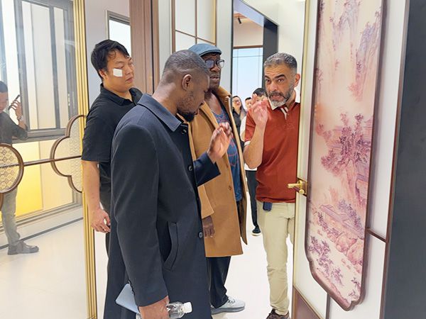 The representative from the Ministry of Foreign Affairs of Ghana visited our company to inspect the factory and exhibition hall